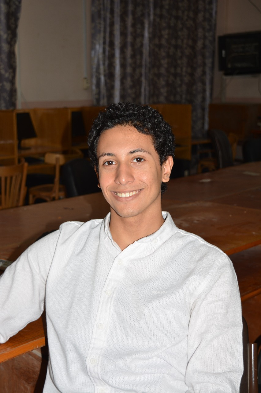 Mahmoud Waleed, first-place student